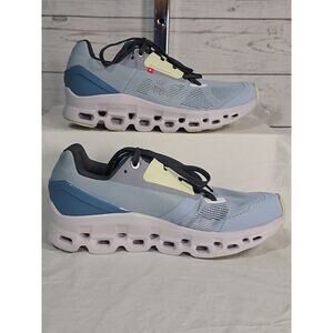 On Cloud Cloudstratus Women’s Running Shoes – Size US 6